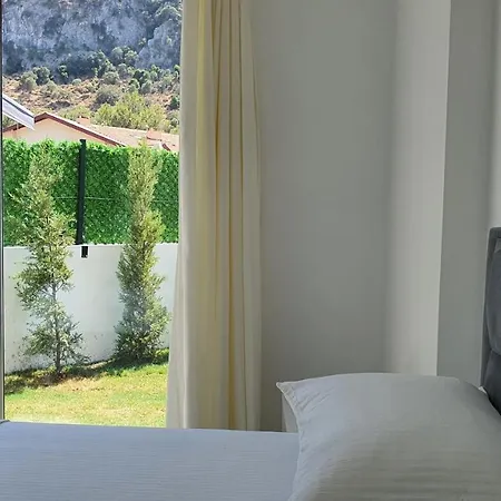 ヴィラ Svarti ダルヤン