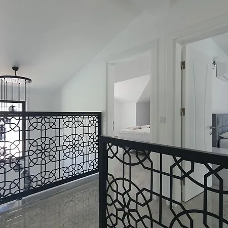 ヴィラ Svarti ダルヤン