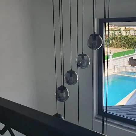 Svarti * ダルヤン