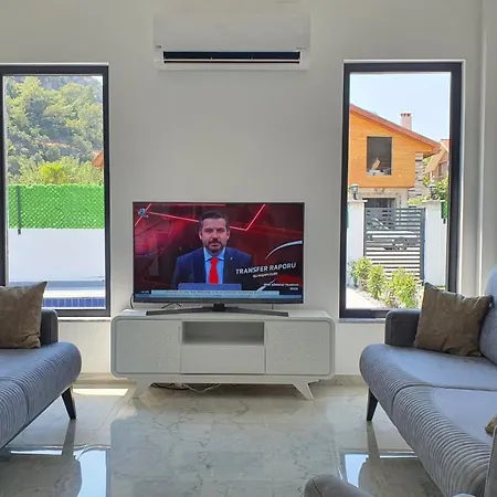 ヴィラ Svarti ダルヤン